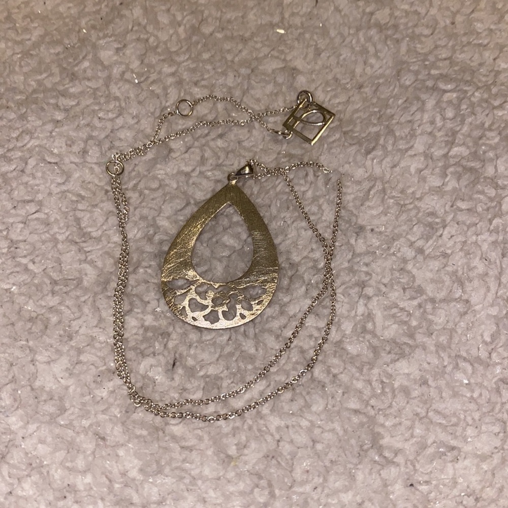 Necklace - Picture 3 of 3
